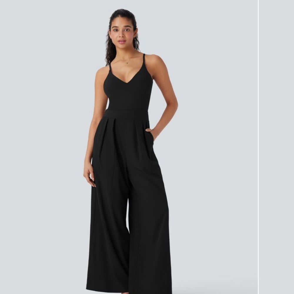 HALARA Black V-Neck Jumpsuit